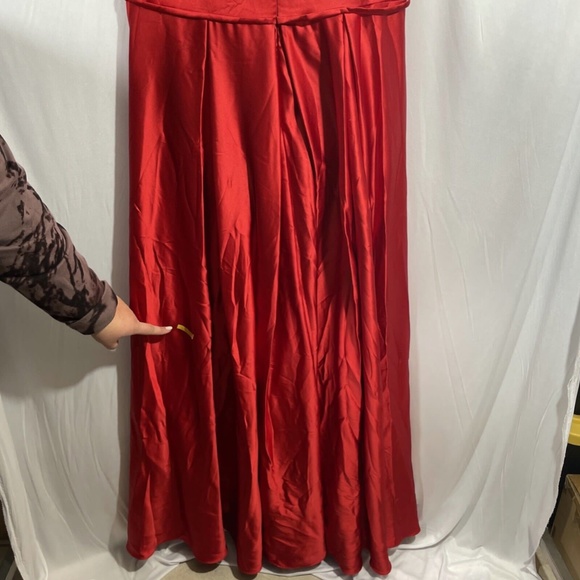 $398 IEENA Mac Duggal [ 14 ] Puff Sleeve Satin A-Line Gown in‎ Red - Picture 15 of 16